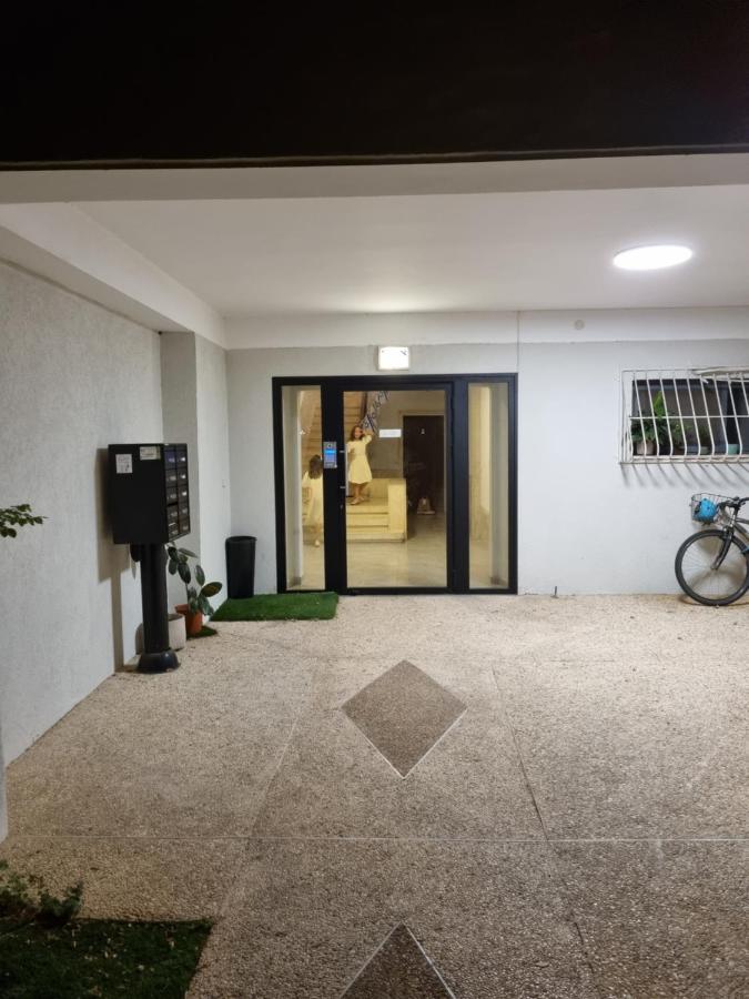 Apt Heart Tlv Arnon 50 Mt From Sea Apartment Tel Aviv Exterior photo